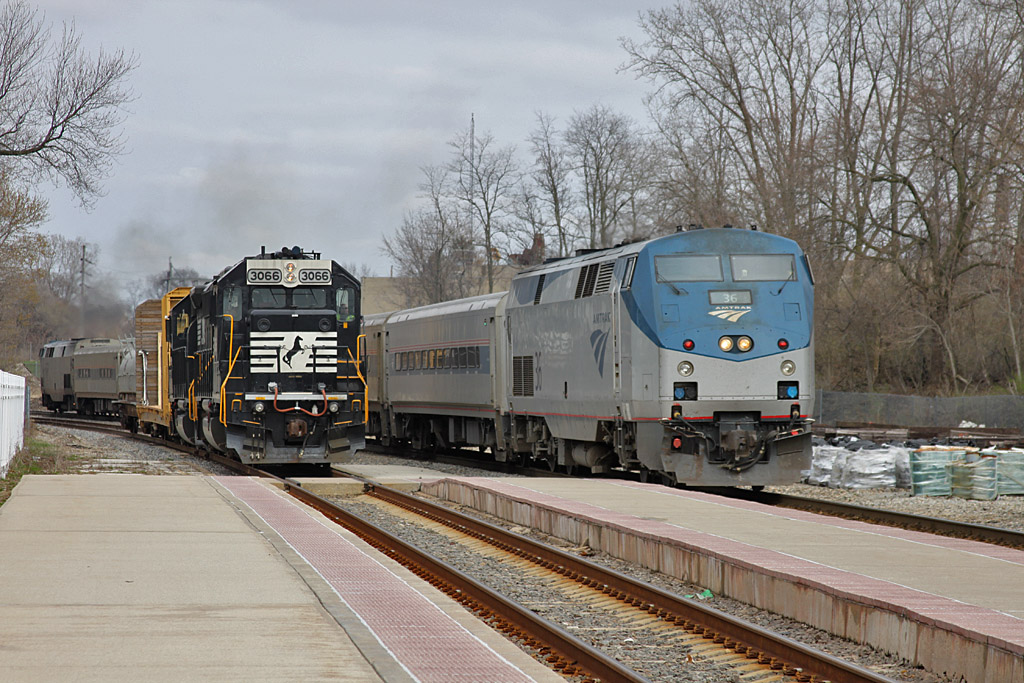 B05 and Amtrak 364