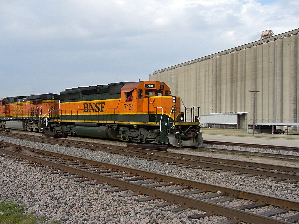 BNSF 7131 SD40-2
