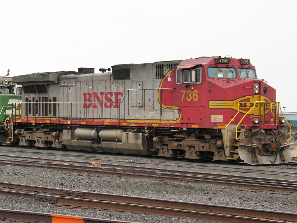 BNSF 736