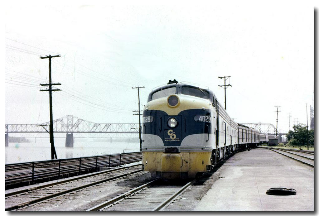 C&O arriving in Louisville - Central Station
