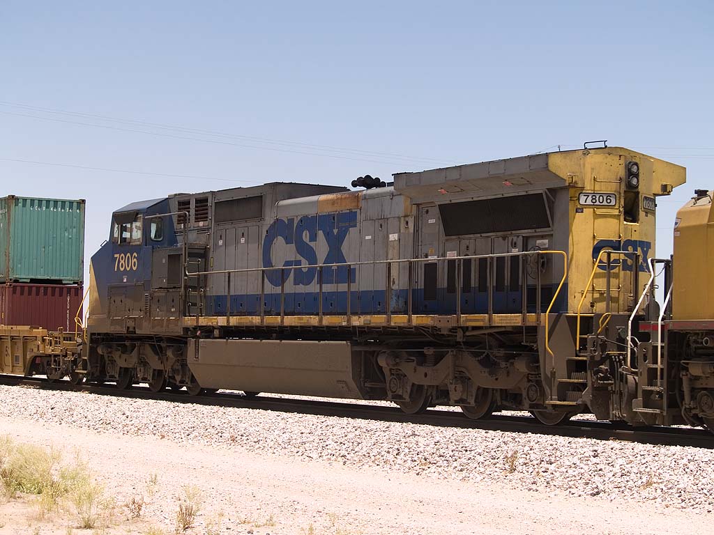 CSX7806 helps out EB doublestack