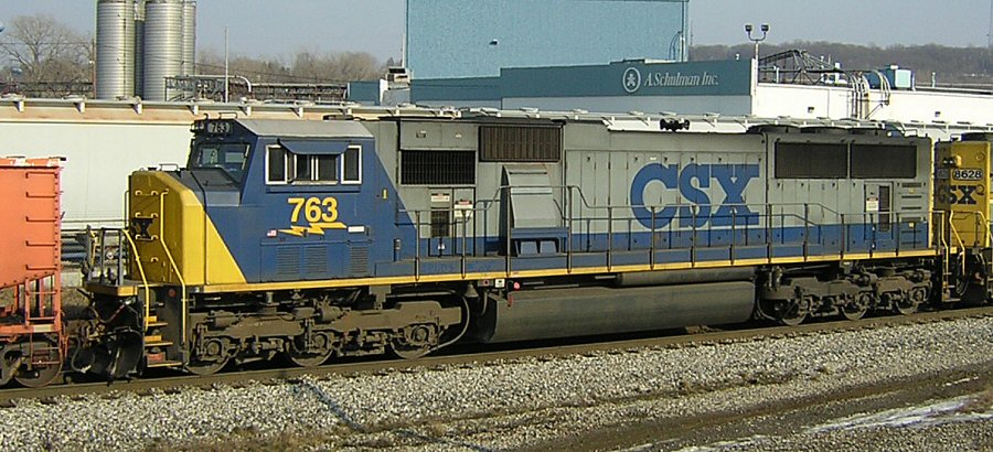 CSXT SD70MAC 763