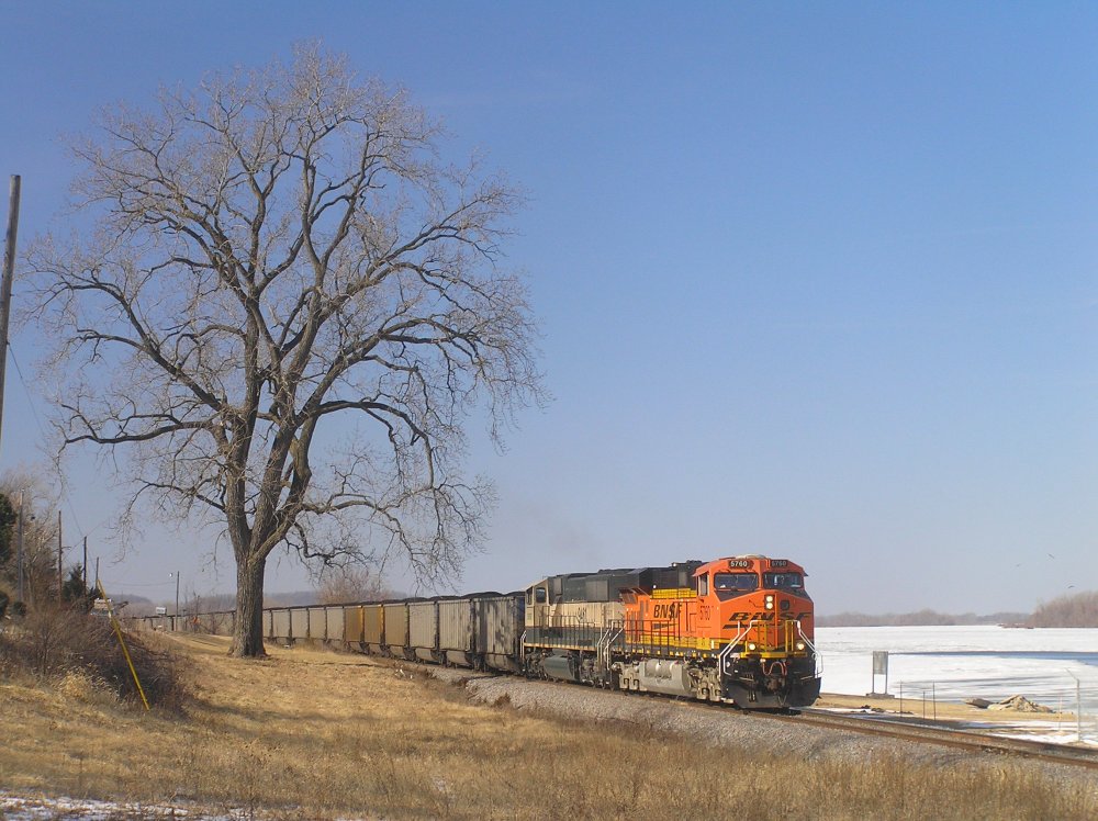 Eastbound Coal at Clarksville