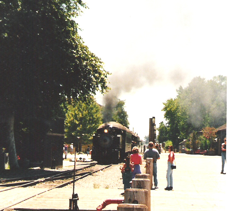Granite Rock 10 coming in to Sacramento Railfair in 1999