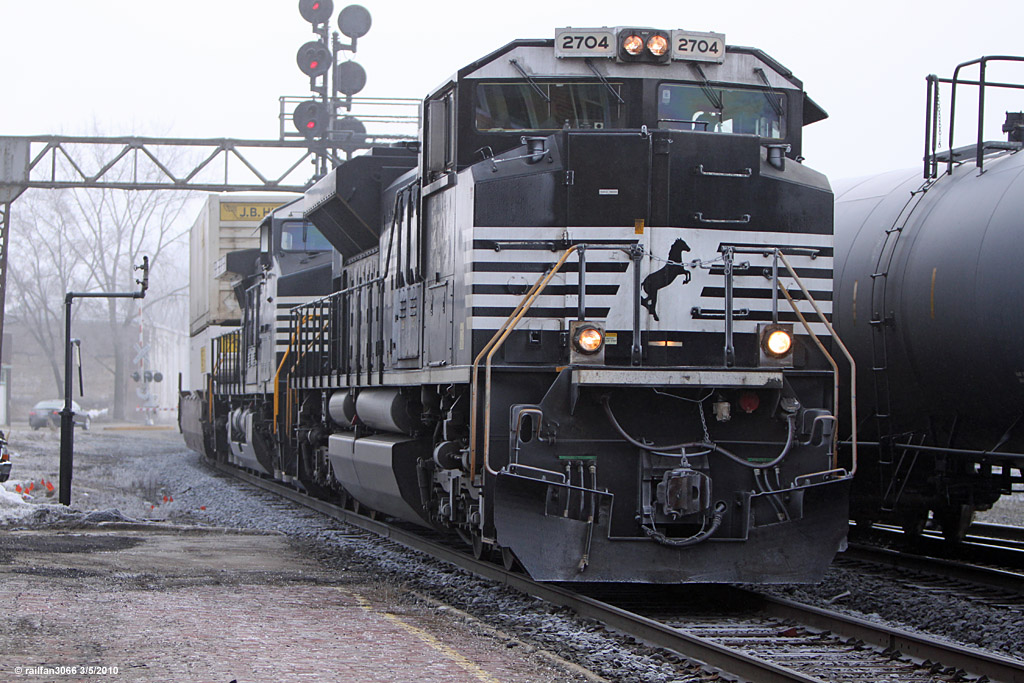 NS 2704 heads west passed the Elkhart depot
