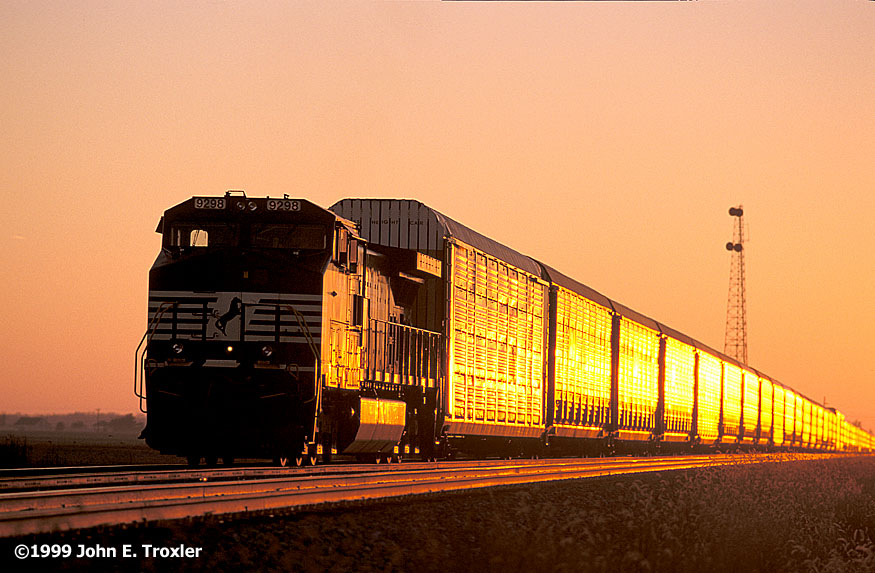 NS Rack Train @ Sunset