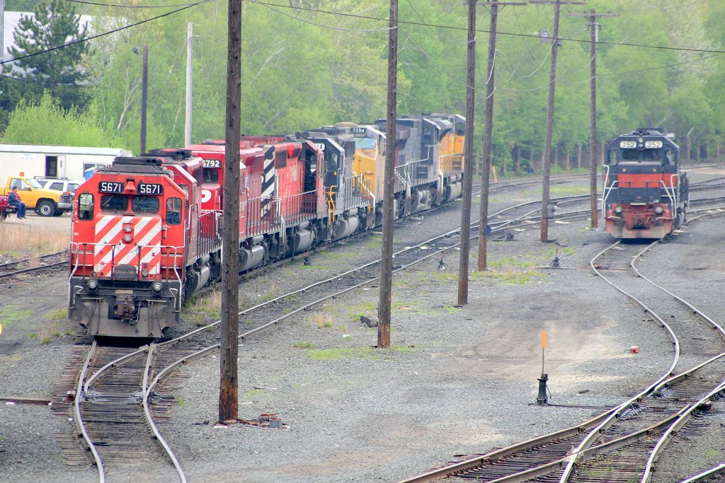Power at Guilford's E. Deerfield Yard