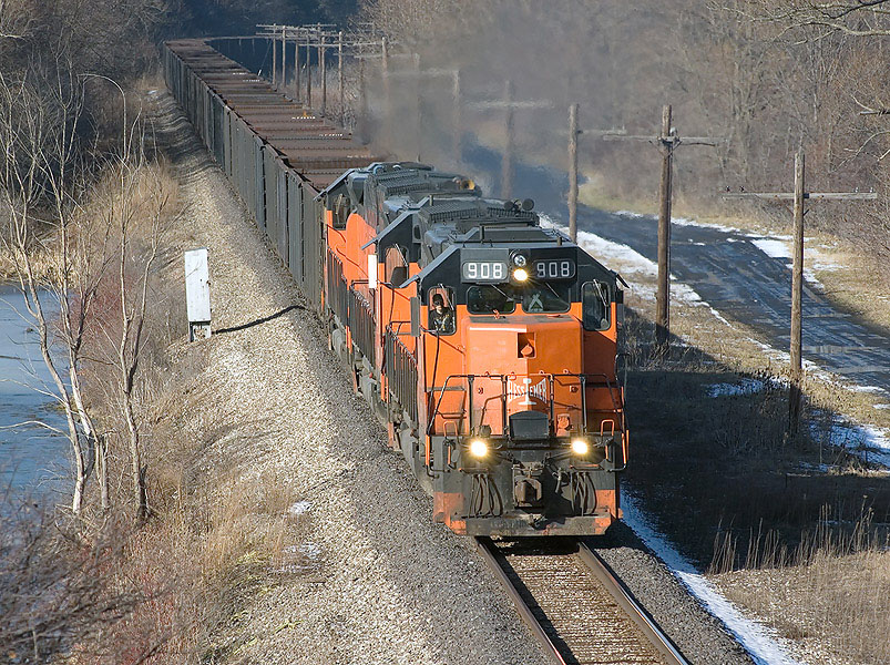 Southbound B&LE #908 approaching Hartstown Swamp
