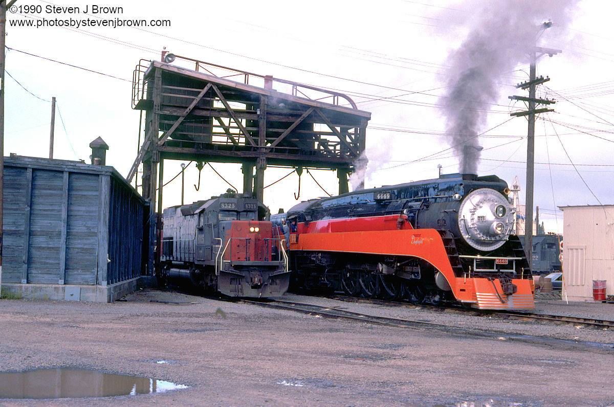 Southern Pacific 4449 heading for the Brooklyn Roundhouse