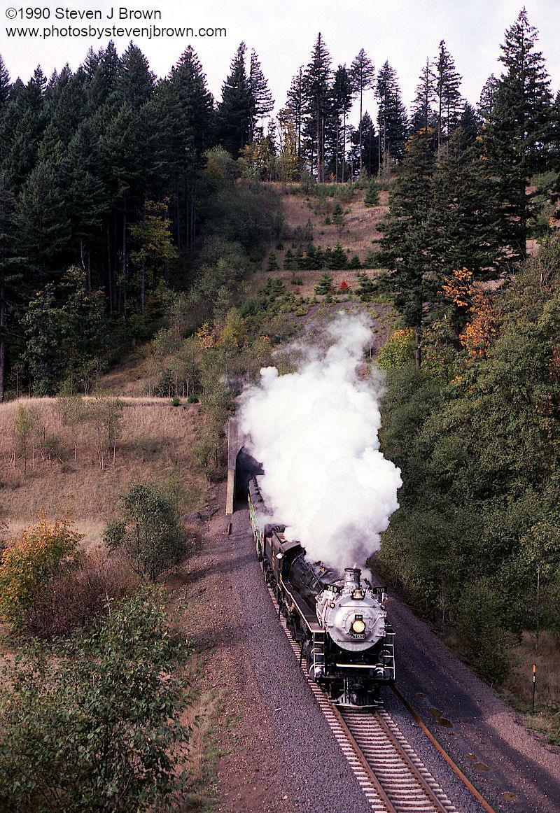 SP&S 4-8-4 700 emerges from Tunnel #1.5