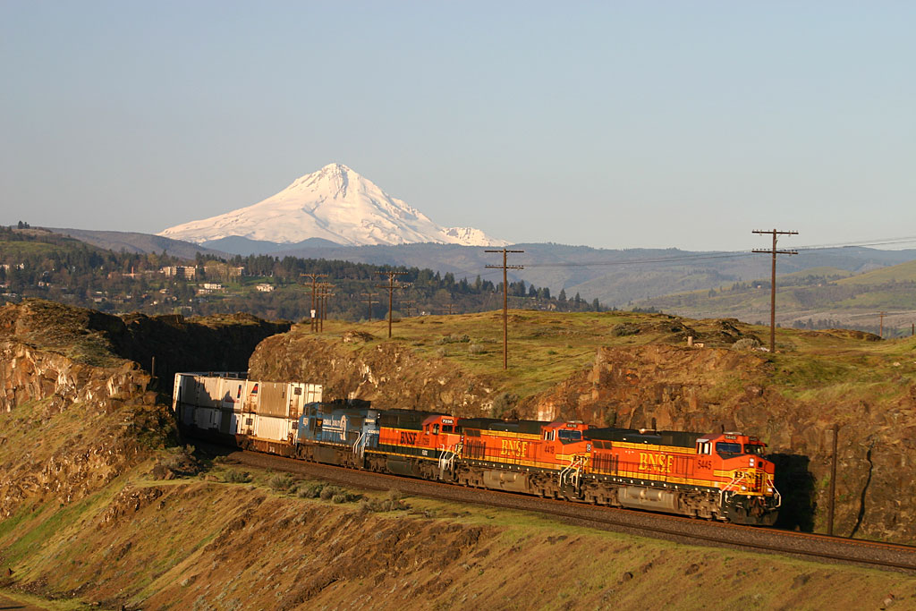 Train, Sunrise, Mountain