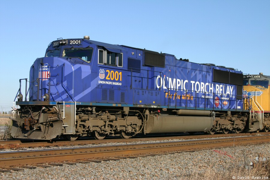UP 2001 Olympic Torch Blue SD70M - 1