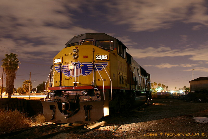 UP 2325 at night in Anaheim, California