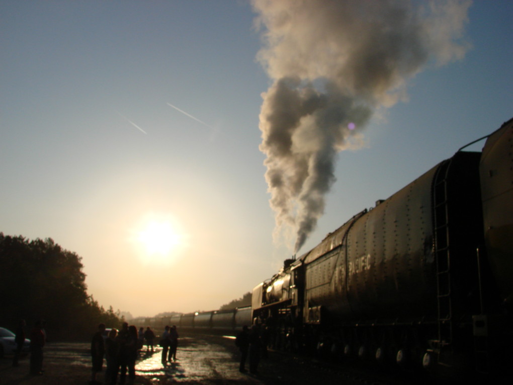 UP 844 steaming up in the morning