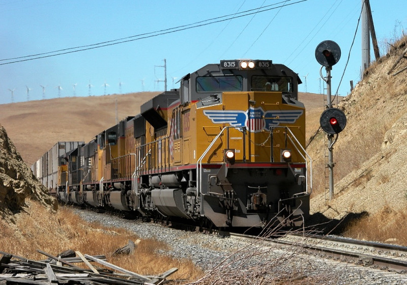 UP SD70ACe on the Altamont