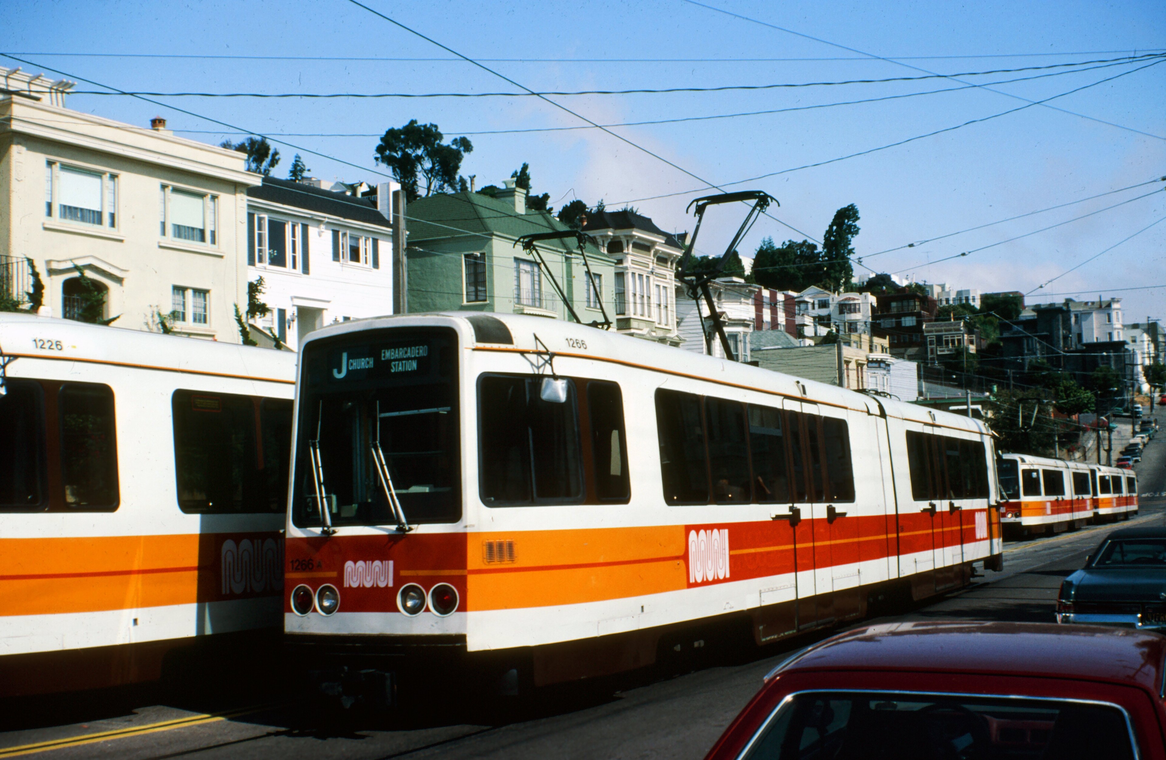 00158_s_11ag4yxblr0158_z.jpg