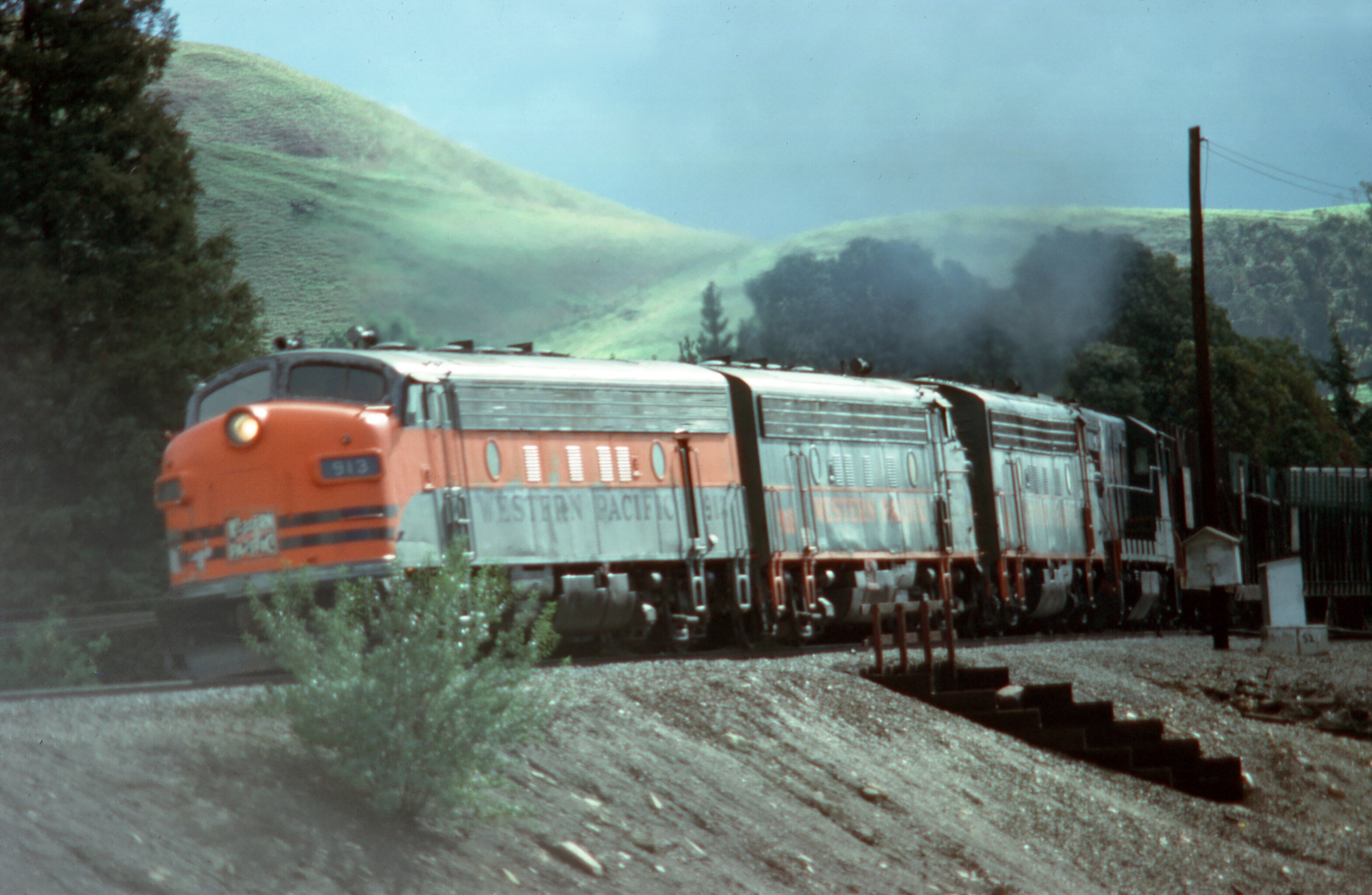 00177_s_w11ag4yxrru0177.jpg