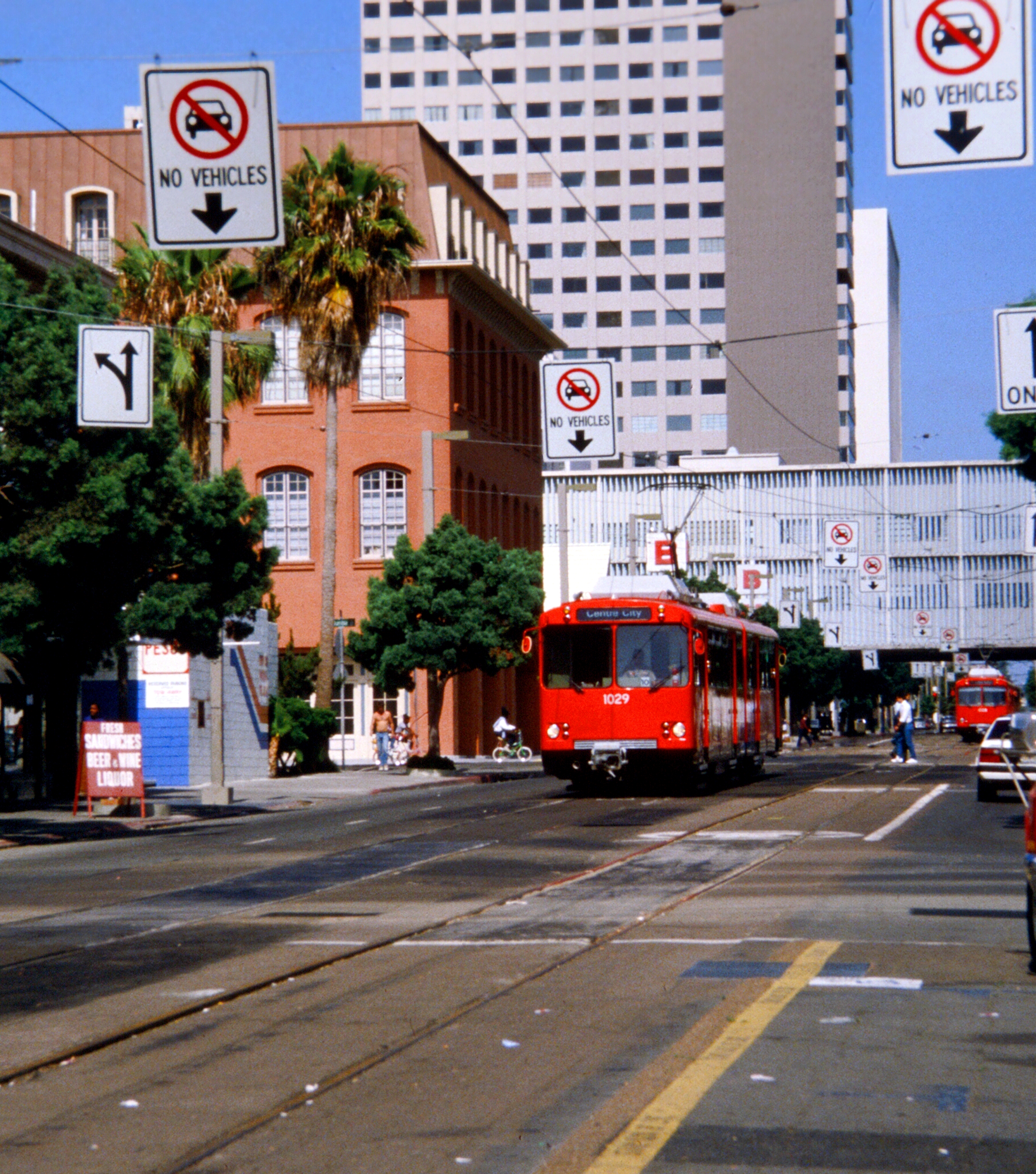 01538_s_11ag4yxblr1537_edited.jpg
