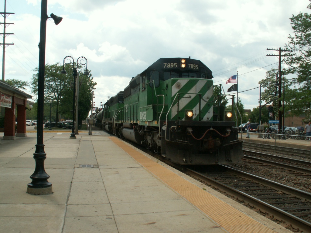 2 OH So common SD40-2's