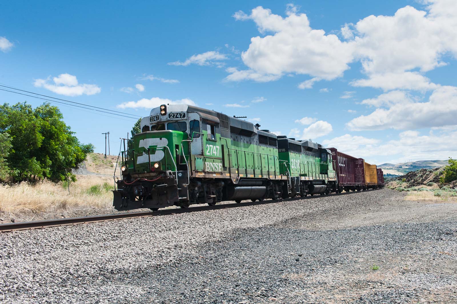 2747 at N Dalles.jpg