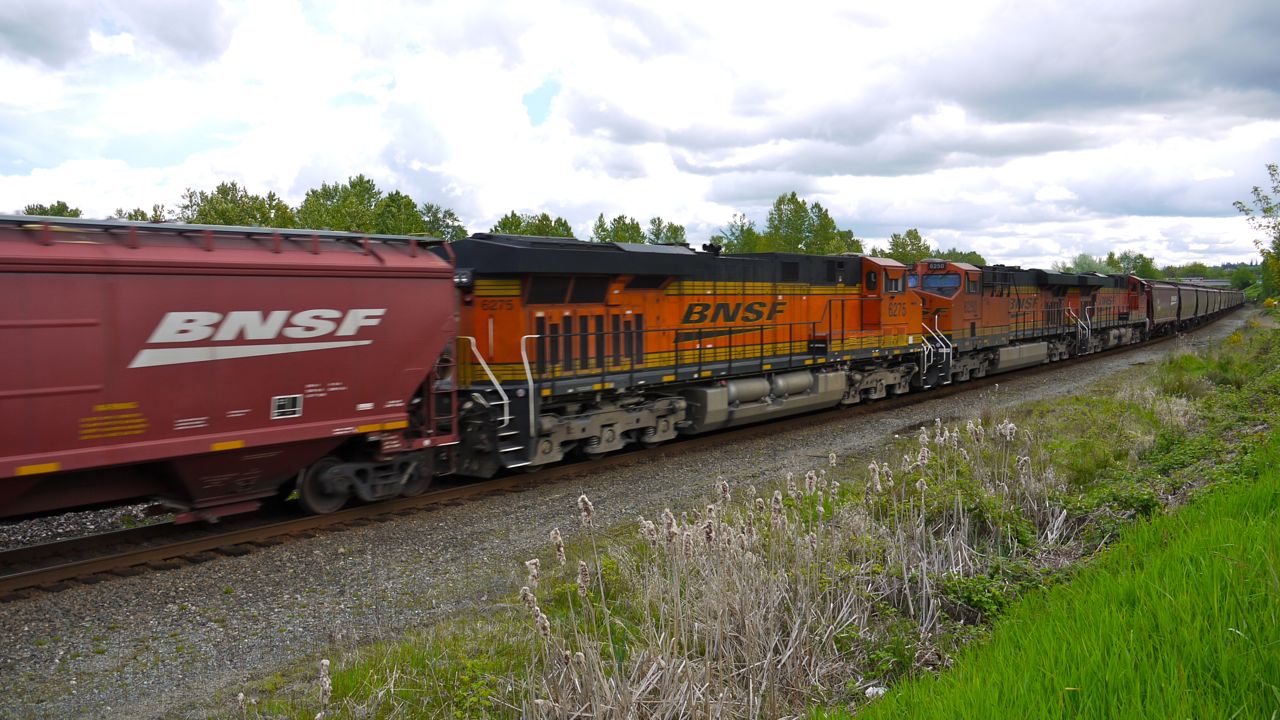 3 Center DPU's on the heavy grain train.