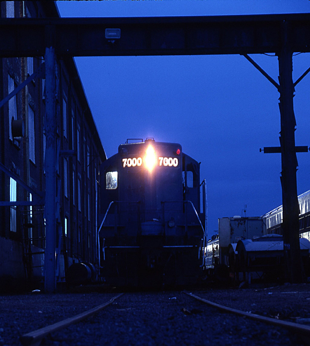 7000 Geep 9 EMD 1955