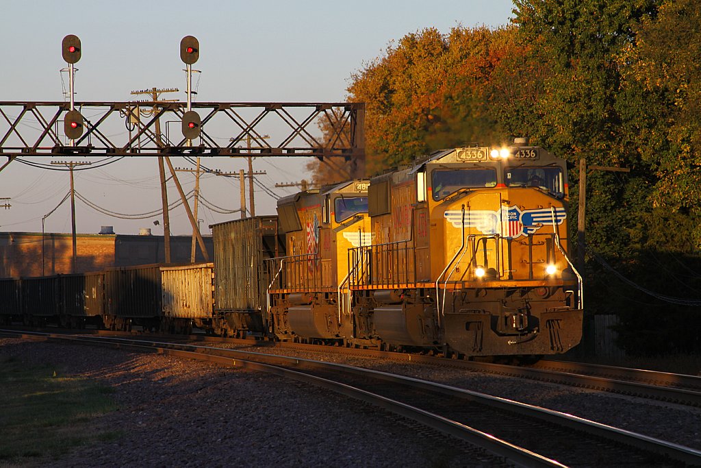 A BRIGHT FALL DAY