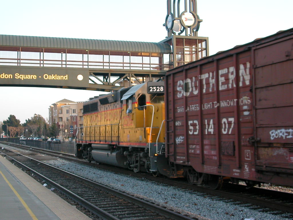 a local led by UP 2528  going back the other way through OKJ