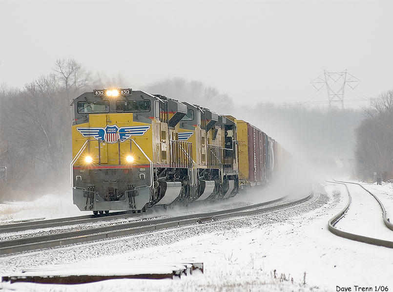 A westbound CSX freight with UP'S in charge