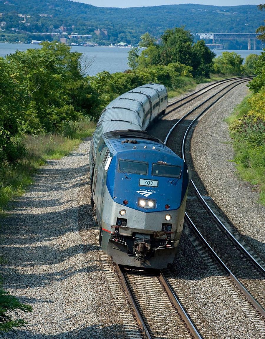 Amtrak 707