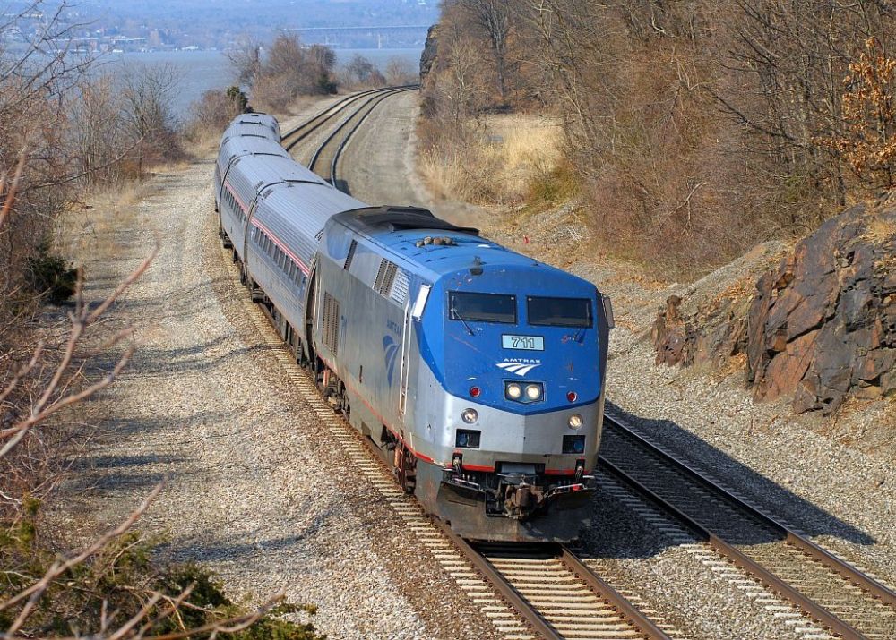 Amtrak 711