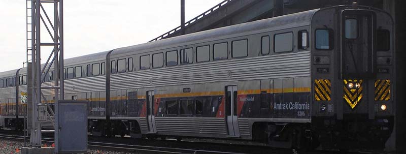 AmTrak Racing Thru Oakland