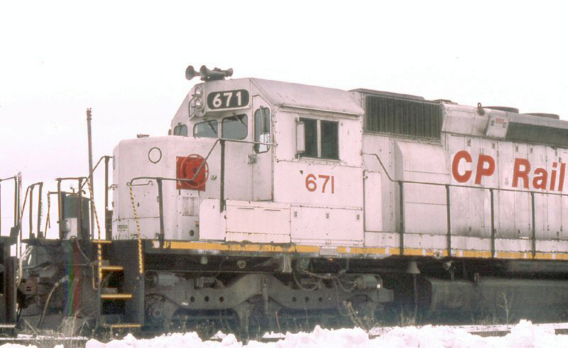 An ex-KCS SD40-2 on Green Street
