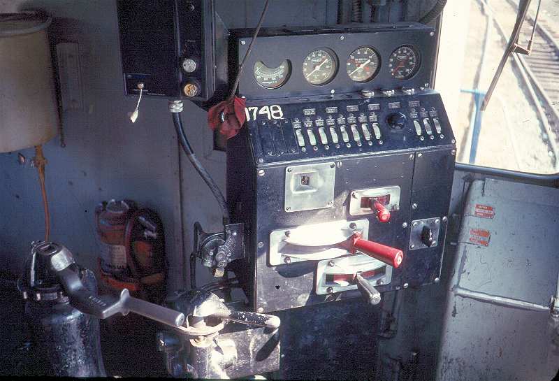 B&M 1748 controls