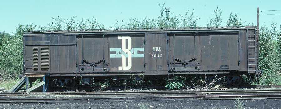 B&M Milk Car