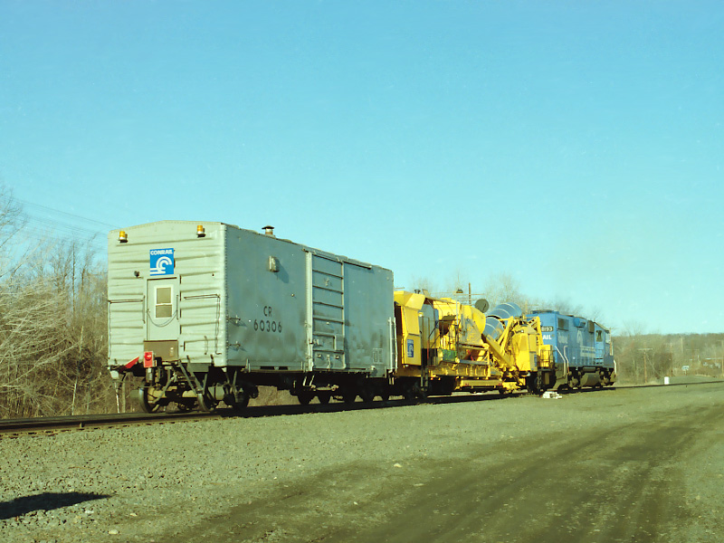 Ballast cleaner