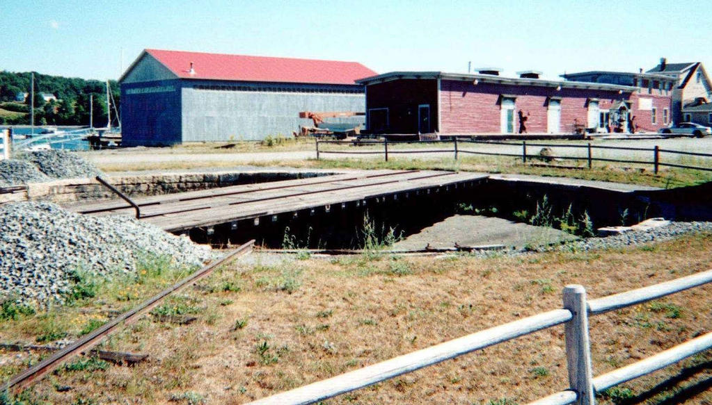 Belfast & Moosehead Lake RR's Manual Turntable