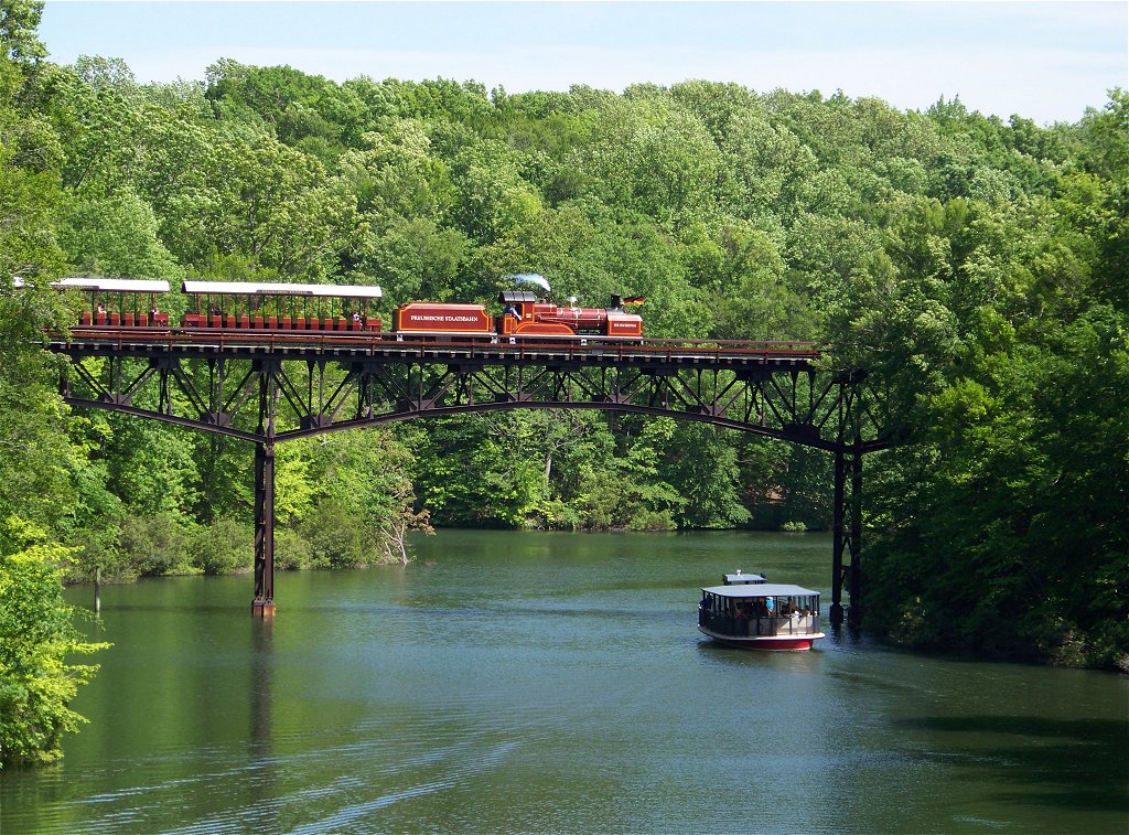 BGWR Red Train