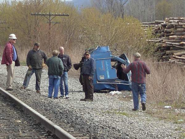 BL log truck