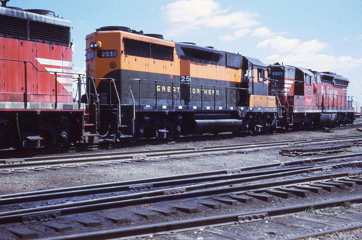 BN 2510 (Great Northern paint scheme)
