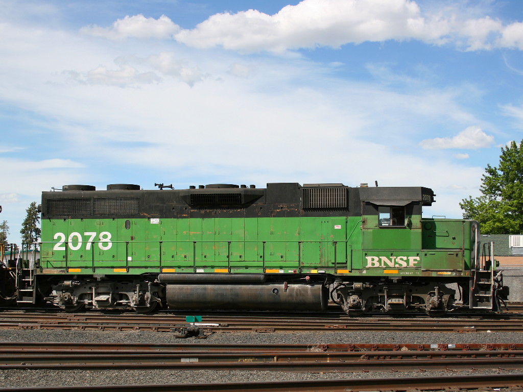 BNSF 2078 - Bend, OR - 6/19/08