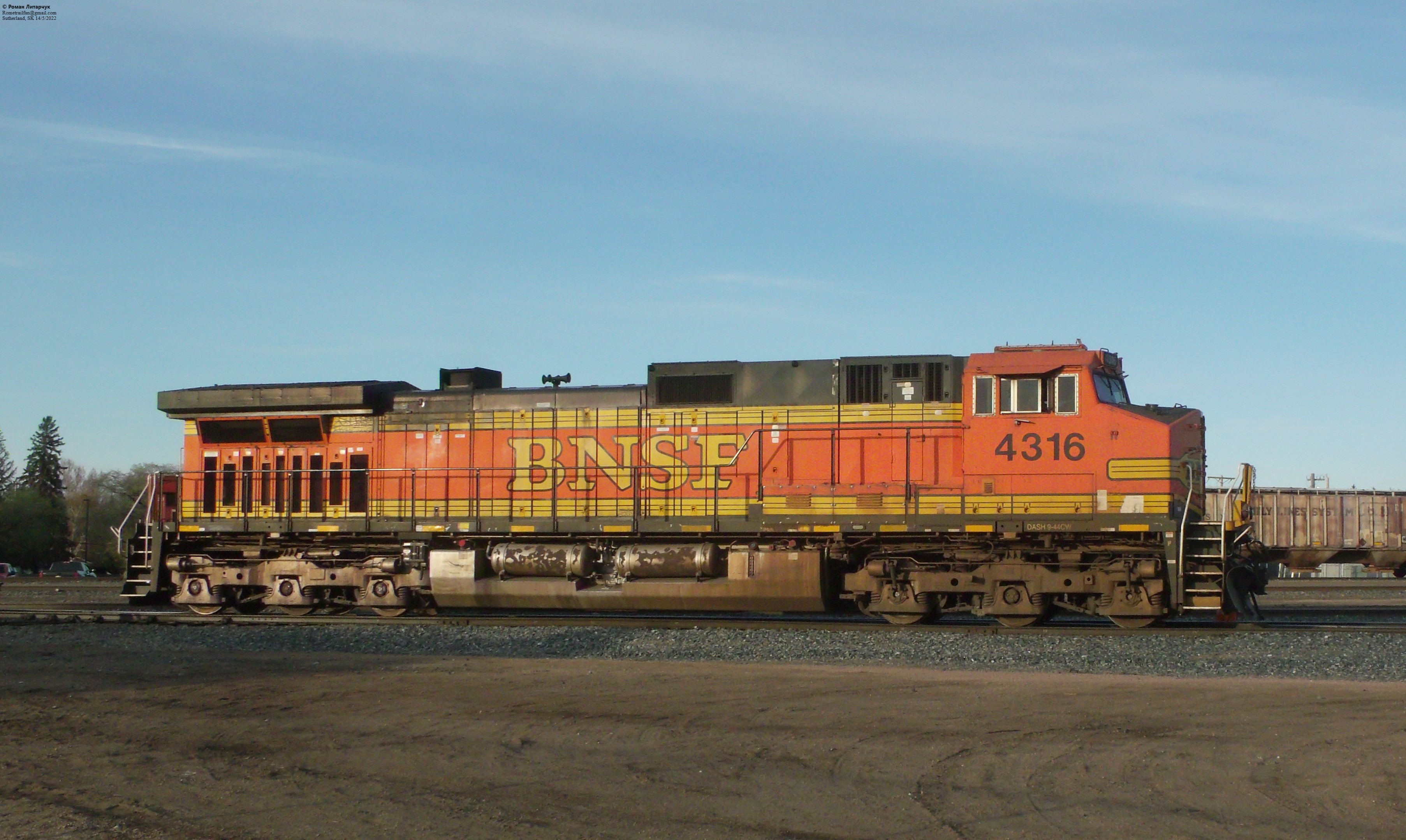 BNSF 4316 9-44CW