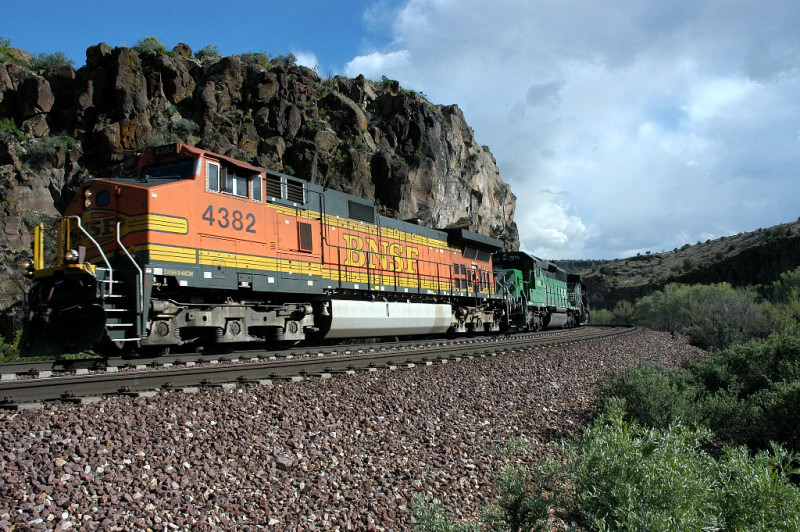 BNSF 4382 Crozier Canyon