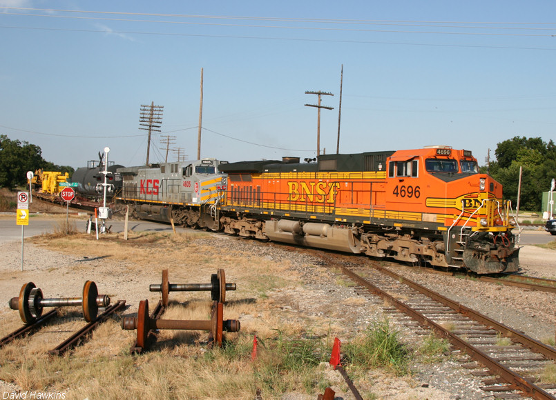 BNSF 4696 - Carrollton TX