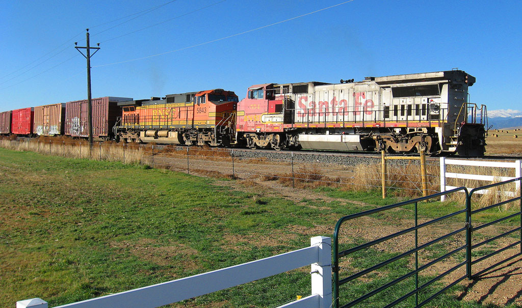 BNSF 554 In Reverse