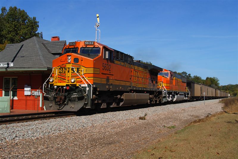 BNSF 5632