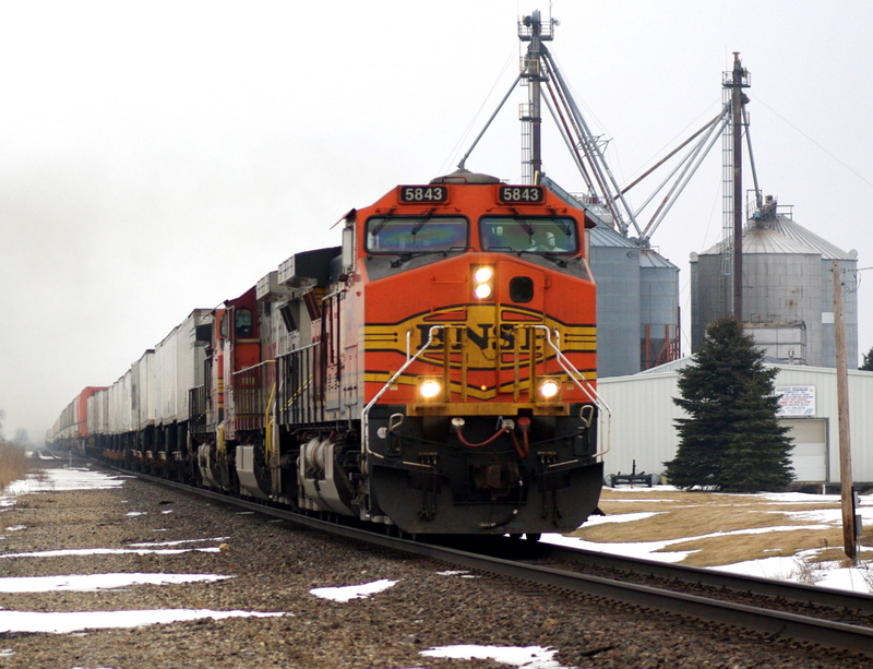 BNSF 5843