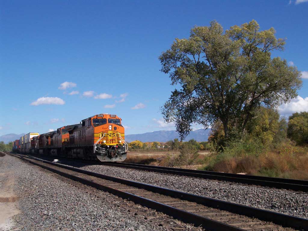 BNSF 5970 at Jarales Road, Belen, NM