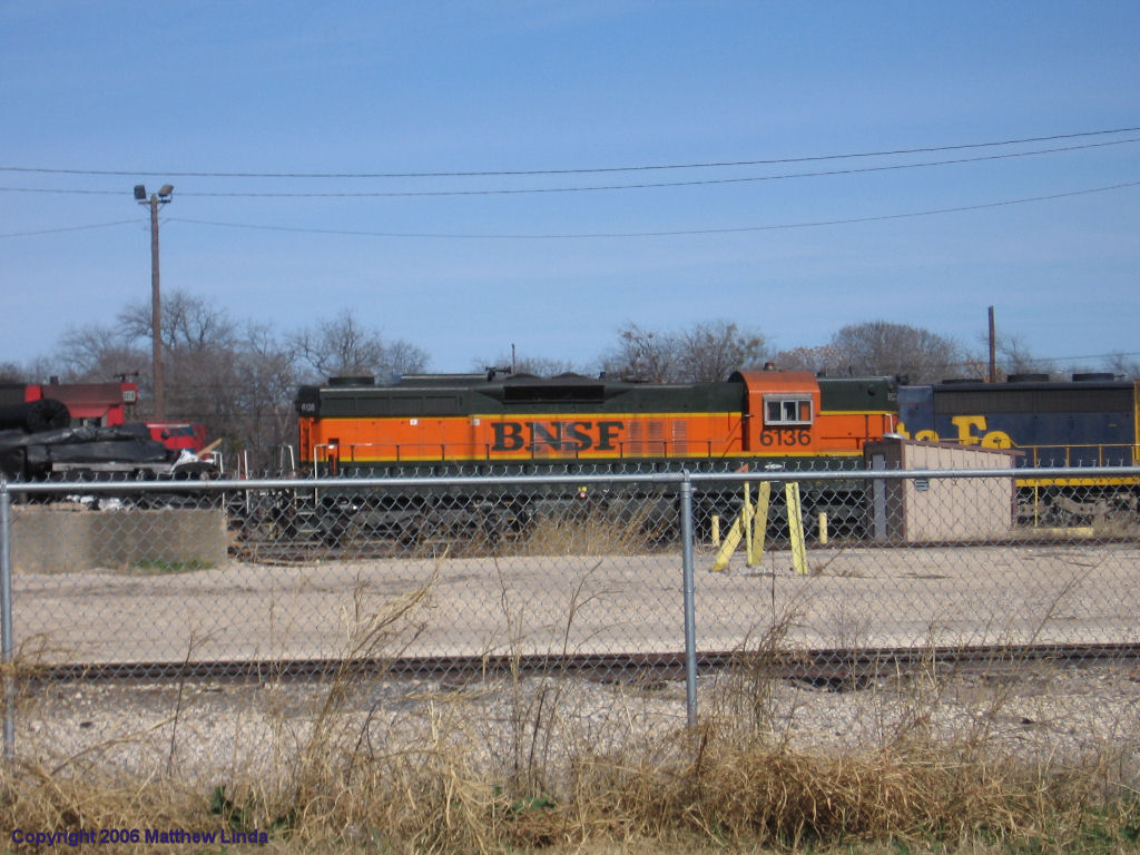 BNSF 6136
