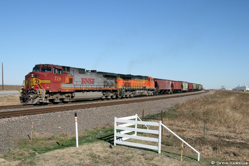 BNSF 729 - Haslet TX